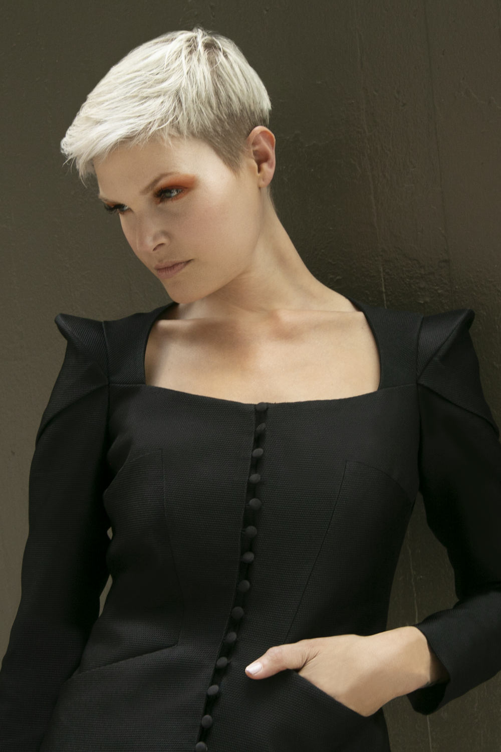 Colette Sweetheart Neckline Jacket | Black – Jennifer Ritz